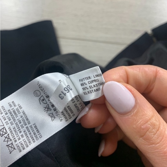 ESCADA Black Zipper Ruffle Blazer Jacket - Picture 6 of 11